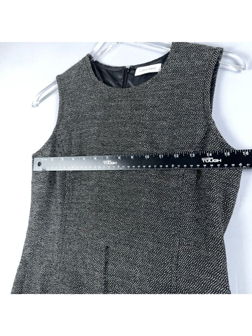 Calvin Klein Sheath Dress Size 8 Gray Sleeveless Textured Back Zip Round Neck - Picture 7 of 8